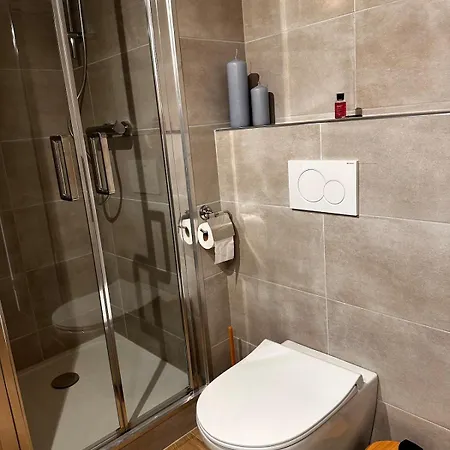 2p - Vue Et Montagne - Monaco *